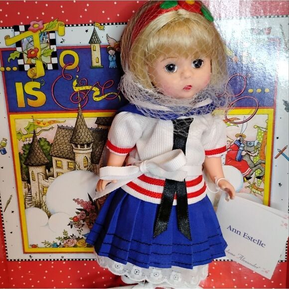 Madame Alexander Presents Mary Engelbreit - Picture 2 of 8